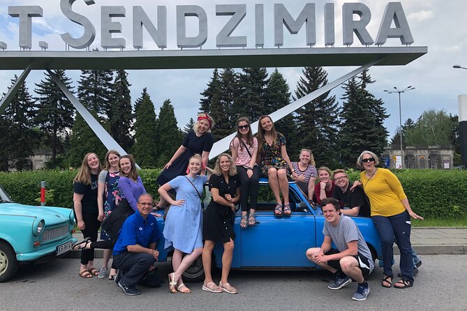 1.5h Crazy Guides' Communism Tour of Nowa Huta in Classic Car - Central Square and Nowa Huta’s planned streets