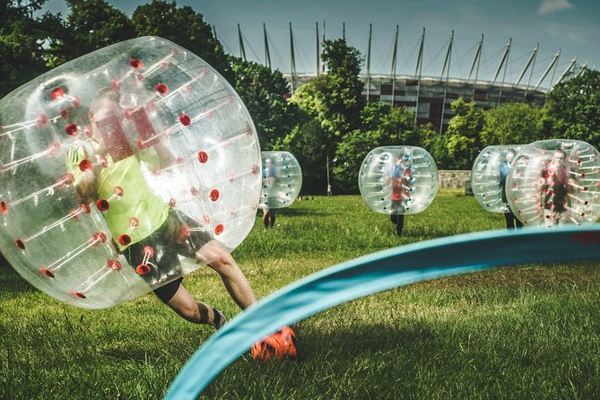 #1 Bubble Football games in Warsaw - The five-minute warmup and changing rooms