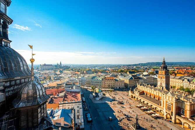 2 Days Tour to Auschwitz and Krakow from Warsaw - Reaching Krakow and handling your luggage