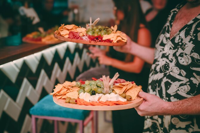 2 Hour Bottomless Brunch Experience with 3 Course Meal And Drinks - Four details worth knowing before you book