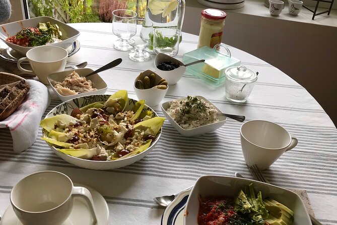 2-Hour Breakfast Experience in a Home from Warsaw - The Polish breakfast spread: bread, cheese, fruit, and preserves