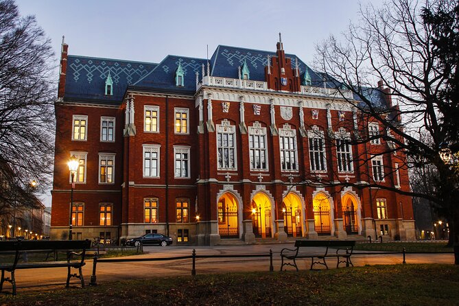 2-Hour City Walking Tour in Creepy Krakow - Is $18.04 Good Value for Two Hours?