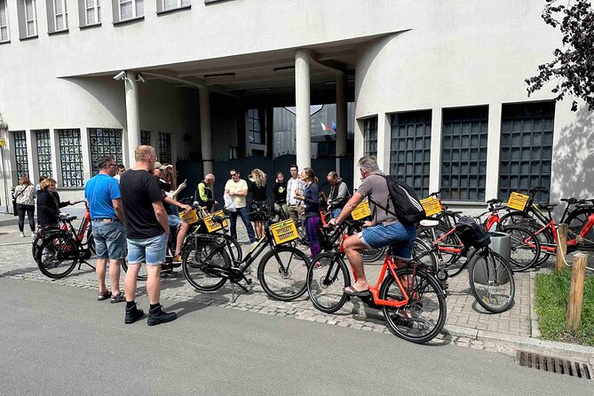 3-Hour E-Bike Tour In Krakow - Krakow’s Market Square in 15 minutes