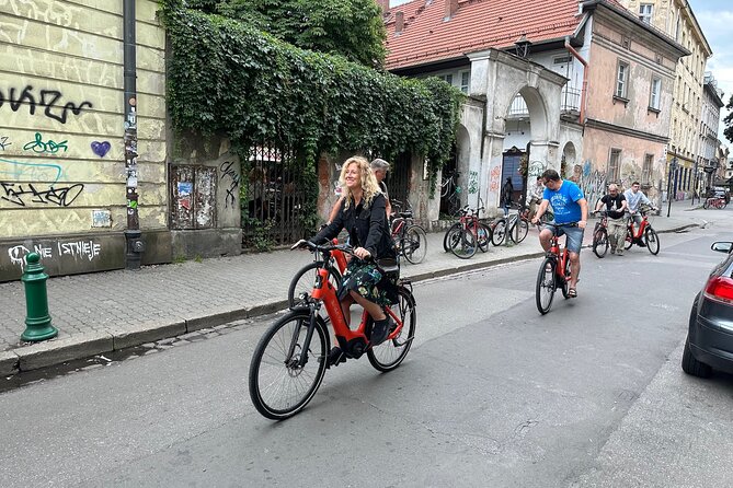 3-Hour E-Bike Tour In Krakow - Wawel Hill and the fire-breathing dragon