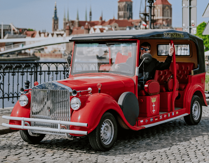 60 min of sightseeing in retro cars, Gdansk - What to know about the limits