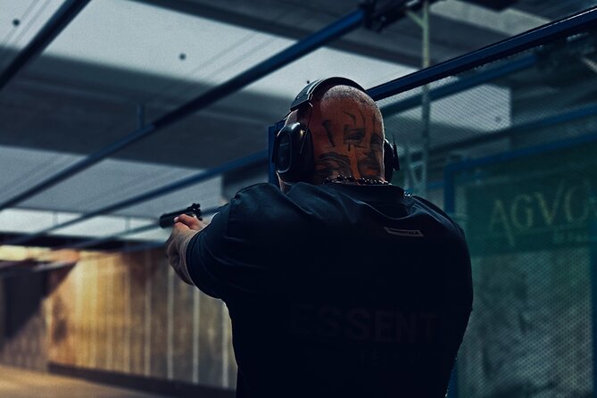 Agvo Shooting Range Experience in Warsaw - Safety instruction comes before the shooting