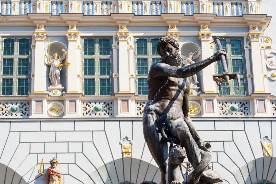 Artus Court and Gdansk Old Town Private Tour with Tickets - Meeting under the High Gate