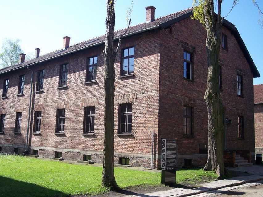 Auschwitz-Birkenau and Krakow Private Car Trip from Katowice - Practical details that affect your day