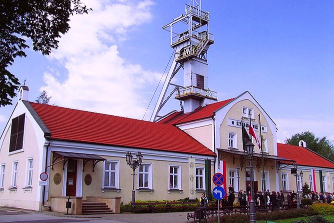 Auschwitz-Birkenau and Salt Mine Full day tour - The emotional weight of Auschwitz-Birkenau