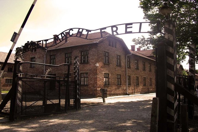 Auschwitz - Birkenau Best Value Shared Tour from Krakow with Tickets - Why this Auschwitz tour works well from Krakow