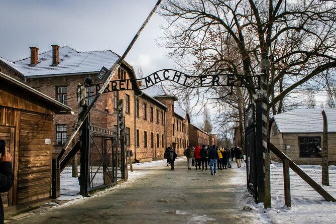 Auschwitz-Birkenau Guided Tour from Krakow with Hotel Pickup - Leaving Krakow by hotel pickup