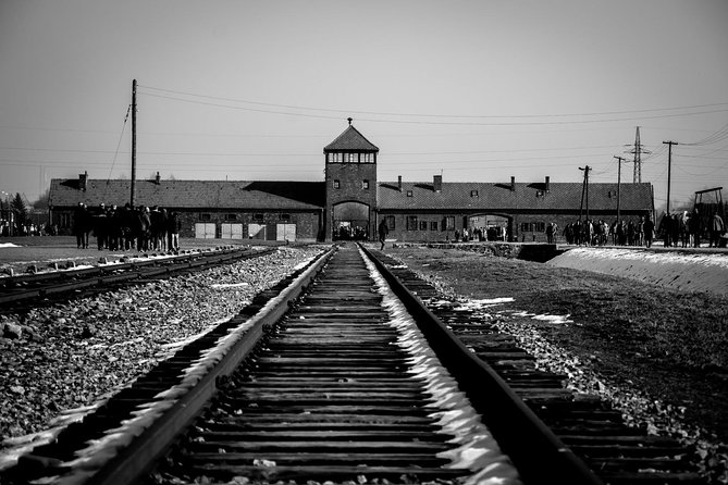 Auschwitz Birkenau Guided Tour with Ticket Hotel Pickup Small Van - Auschwitz I: the first half of the memorial visit