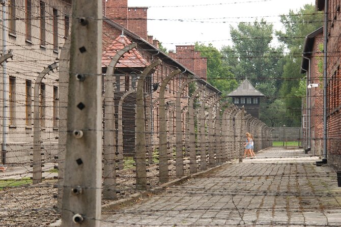 Auschwitz & Birkenau Live Guide Tour Entrance Ticket - Auschwitz I: the first part of the visit