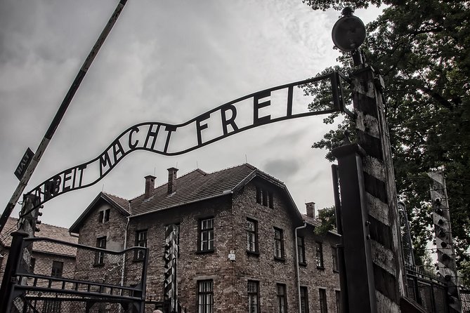 Auschwitz-Birkenau Private Tour from Krakow - Auschwitz I: museum rooms and personal belongings