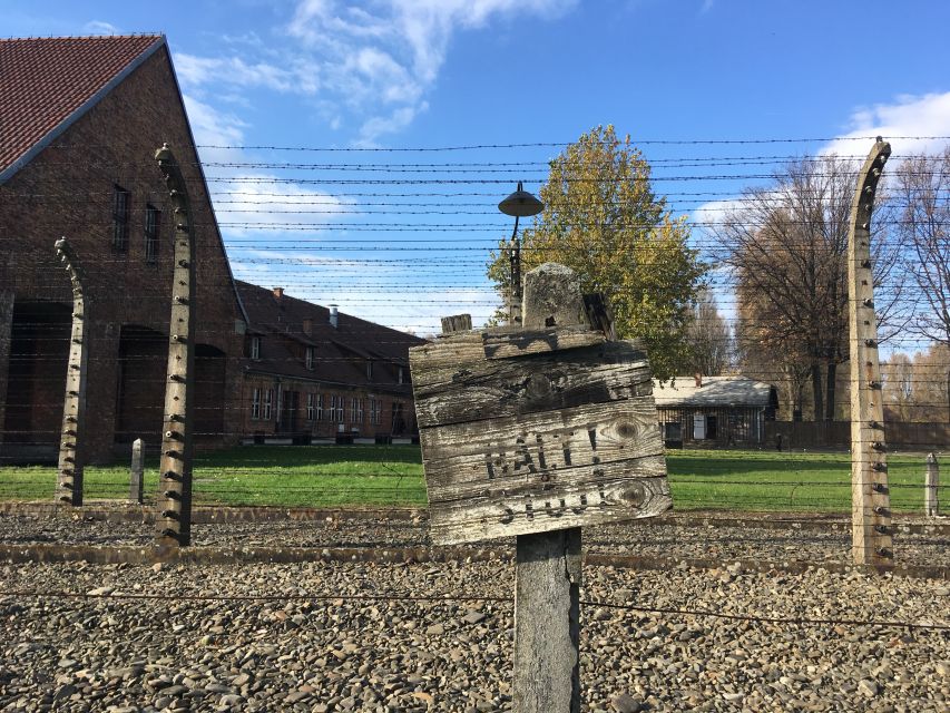 Auschwitz-Birkenau Tour from Wroclaw - The guide makes the difference