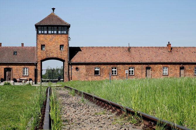 Auschwitz Birkenau Tour with Private Transport from Kraków - Why the private ride from Kraków helps