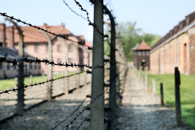 Auschwitz - Birkenau Tour with Private Transport from Krakow - The drive from Krakow to Oświęcim