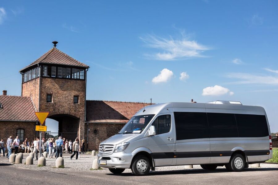 Auschwitz Ticket and Full-Day Tour from Krakow - Auschwitz I: the first two hours