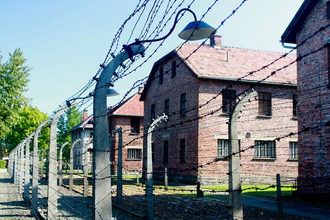Auschwitz & Wieliczka ONE DAY Guided Tour +Private Transportation - The road to Wieliczka and the lunch decision