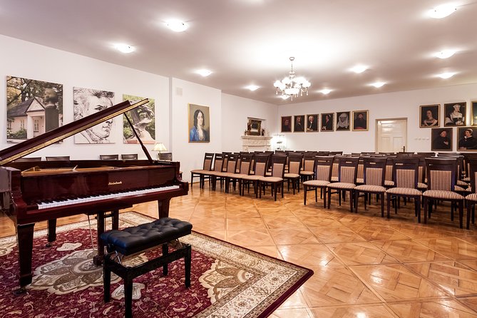 Chopin Piano Concert at Chopin Gallery with a Glass of Wine - From the gallery to Krakow after dark