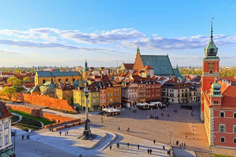 Chopin Tour in Warsaw with Skip-the-line Museum & Concert - What the guide adds to the experience
