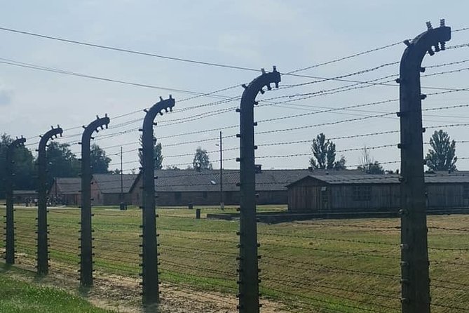 CV-Visit to the Auschwitz Camp in Italian with departure from Krakow - How the private format changes the day