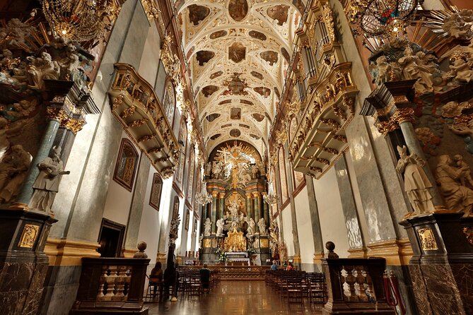 Częstochowa Black Madonna - What the $194.65 price includes