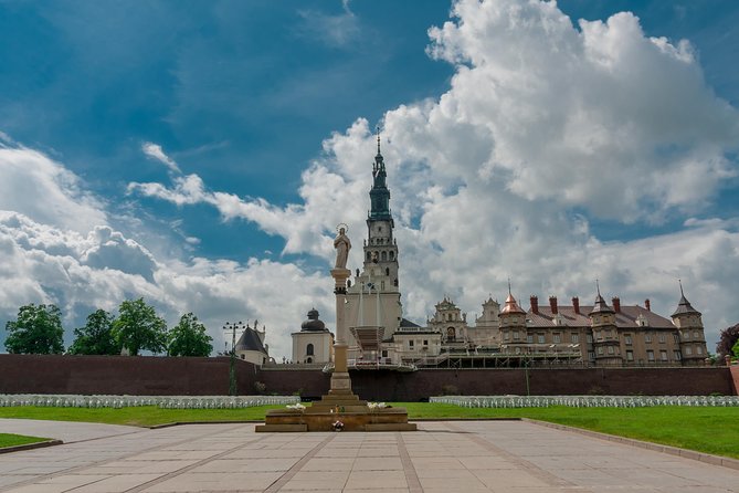 CZĘSTOCHOWA - BLACK MADONNA Monastery, PRIVATE tour from Kraków - Leaving Krakow by private minivan