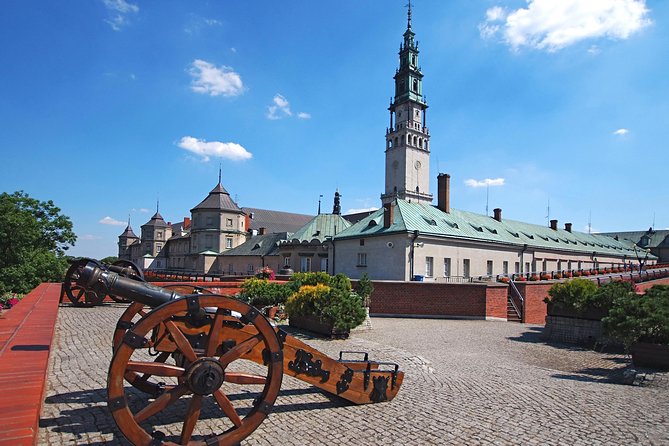 Czestochowa Black Madonna Private Day Tour from Krakow - The Black Madonna and the proper tone of the visit