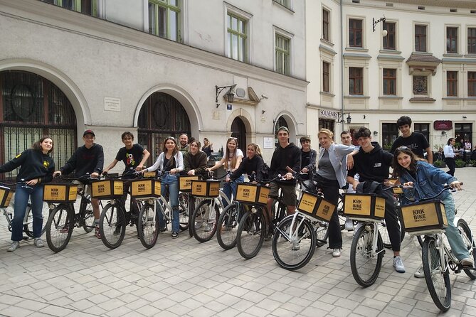 Discover the Jewish Quarter with a Bike Tour - Starting at Wiślna 4 and riding toward Kazimierz