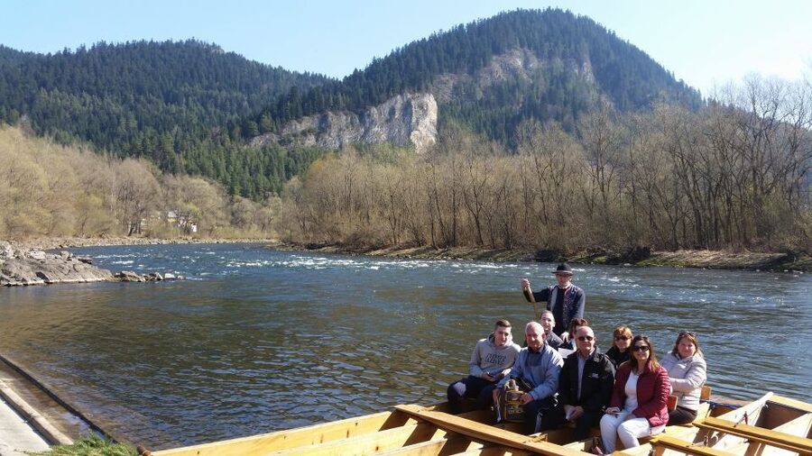 Dunajec River Gorge Rafting and Tree Top Walk from Krakow - Who should book this outing?