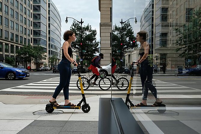 Electric Scooter Tour: Full Tour - 3-Hours of Magic! - Fountain Park and Warsaw’s public spaces