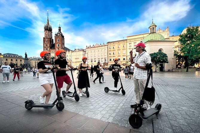 Electric Scooter Tour: Full Tour (Old Town + Jewish Quarter) - The scooter lesson and first few minutes