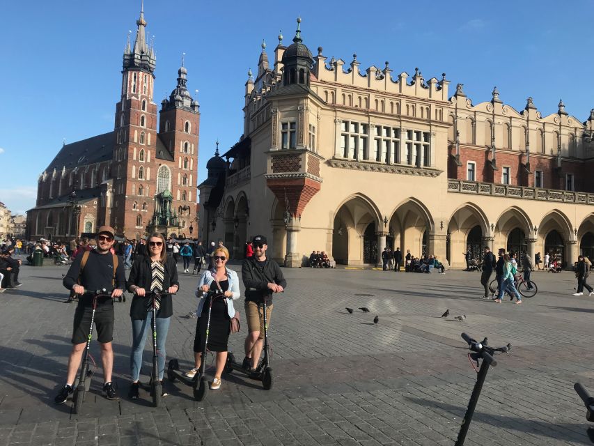 Electric Scooter Tour Krakow - Starting at Librowszczyzna and reaching the medieval center