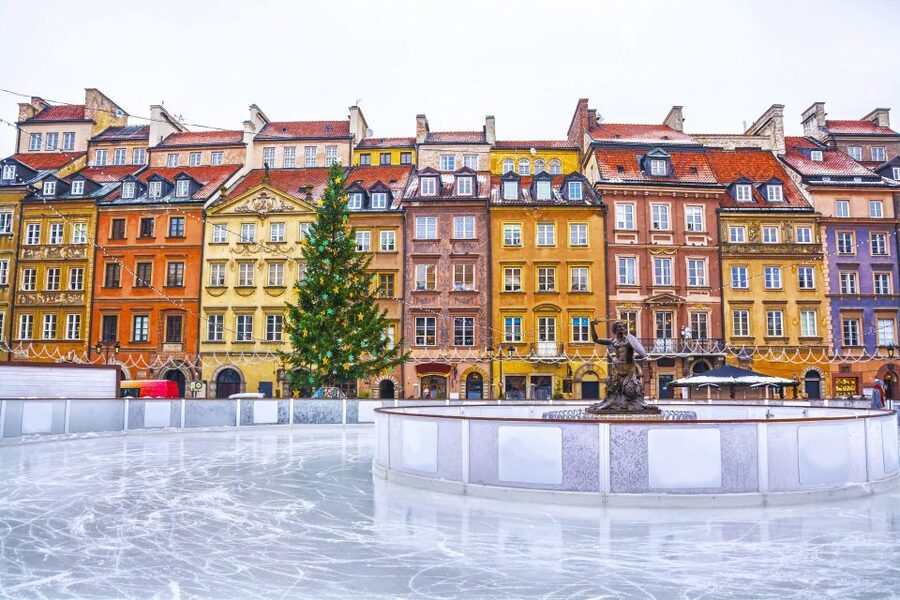 Family Tour of Warsaw Old Town with Fun Activities for Kids - The Royal Castle and Sigmund’s Column