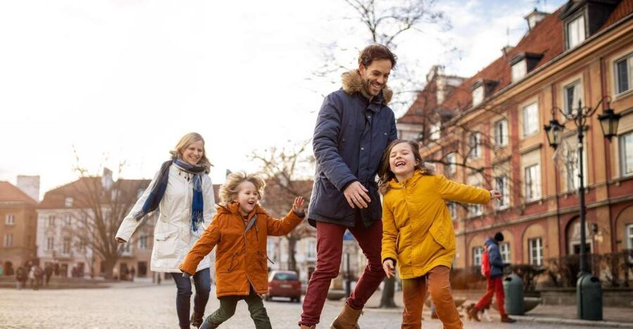 Family Tour of Warsaw Old Town with Fun Activities for Kids - Finding the mermaid in Old Town Market Square