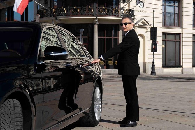 First class Warsaw Airport Transfer (WAW) - Key points to know before booking