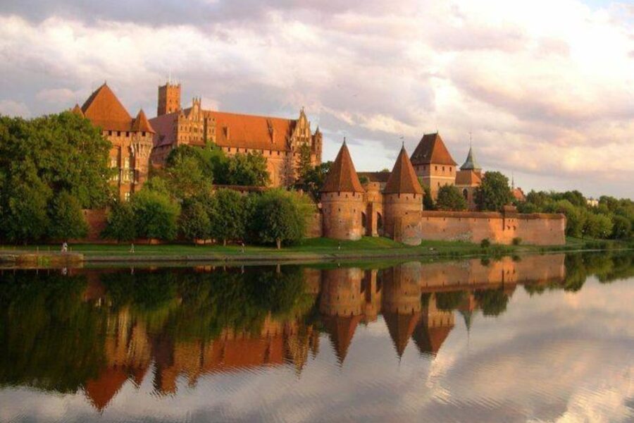 From Gdansk: Malbork Castle Trip with Ticket and Audio Guide - Why Malbork deserves a full day trip from Gdansk