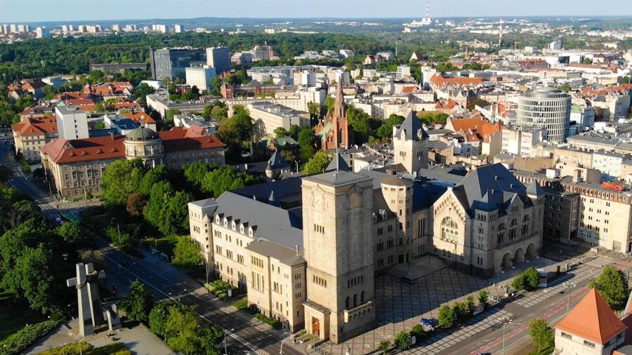 From Golden Age to Fall and Rebirth of Poland - Liberty Square and Poznań’s fight for independence