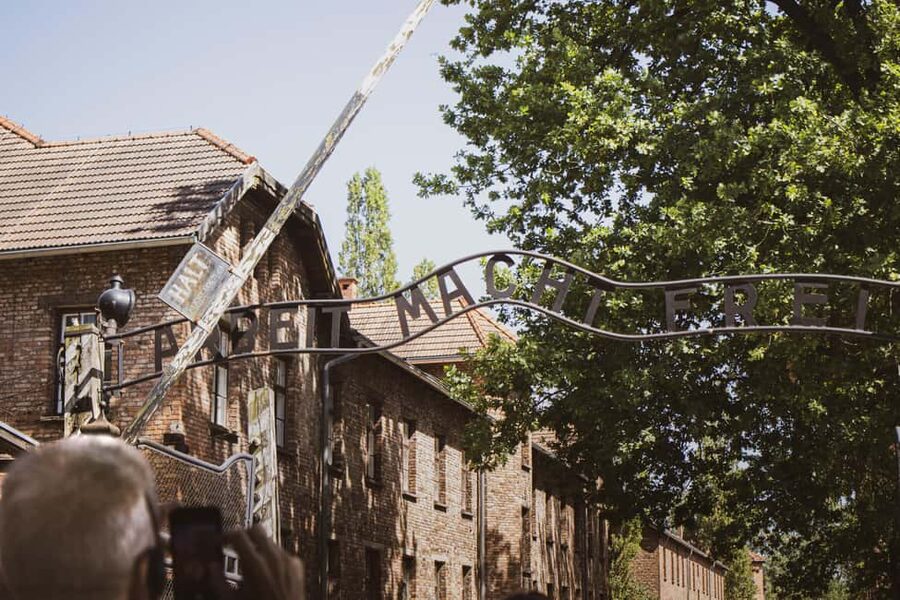 From Krakow: Auschwitz-Birkenau Guided Tour & Pickup - Why a guided Auschwitz visit is worth your time
