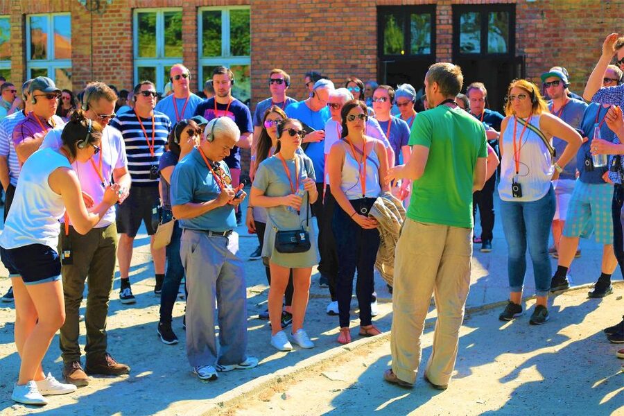 From Krakow: Auschwitz Birkenau Small Group Tour with Pickup - The short break and transfer to Birkenau