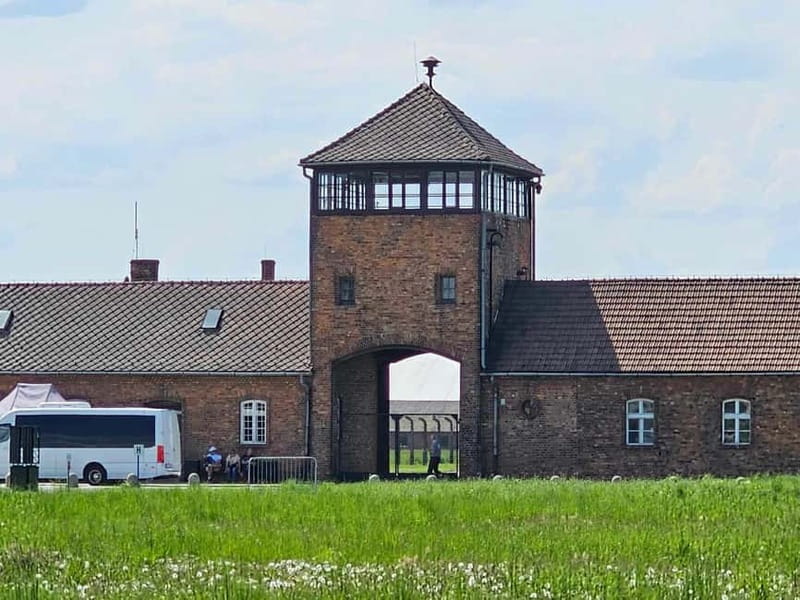 From Krakow: Auschwitz-Birkenau & Wieliczka Salt Mine Tour - Why combine Auschwitz-Birkenau and Wieliczka?