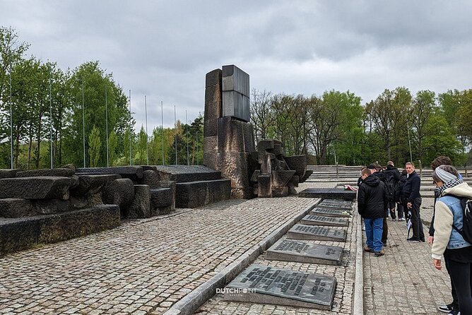 from Kraków: Auschwitz excursion with guaranteed Dutch guide - Birkenau: scale, barracks, and destroyed gas chambers