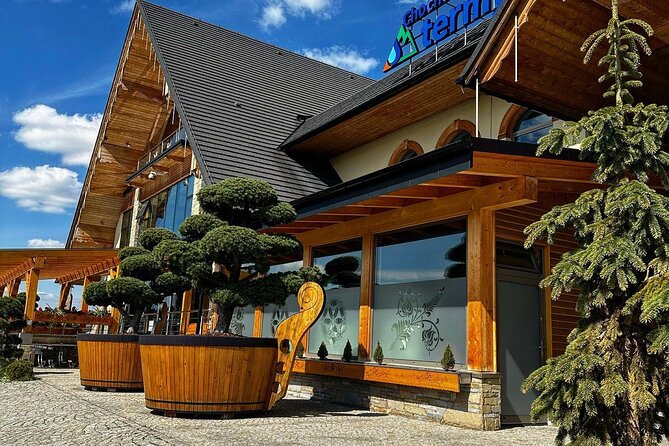From Krakow: Chocholow Thermal Hot Springs (hotel pick up) - Outdoor pools with Tatra Mountain views