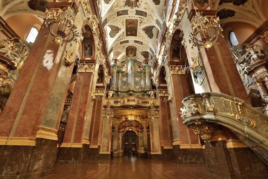 From Krakow: Częstochowa "Black Madonna" Day Tour - Is $149 a fair price?