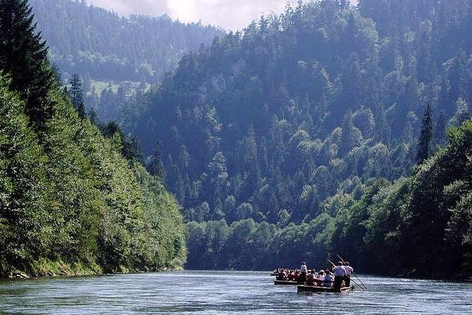 From Krakow: Dunajec River Rafting, Cable Car and Castle Niedzica - Day Tour - Floating through Dunajec Gorge on a wooden raft