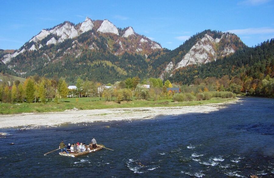 From Krakow: Dunajec River Rafting with Thermal Baths option - How the transportation affects the value