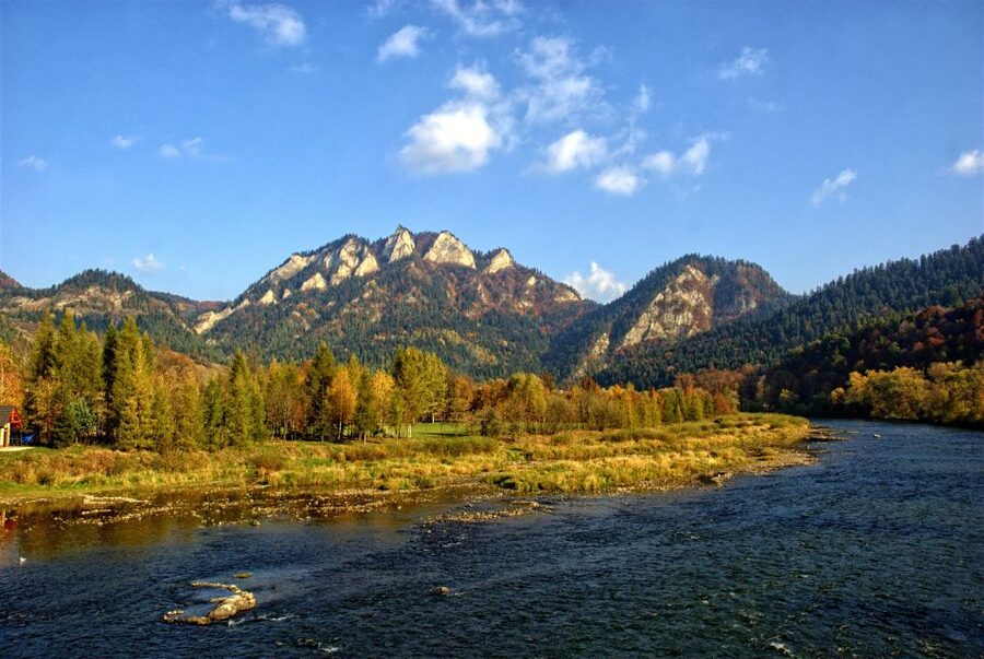 From Krakow: Dunajec River Rafting - Fifteen Kilometers Beneath the Mountain Peaks
