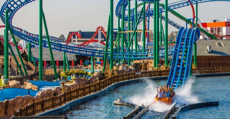 From Kraków: Energylandia Amusement Park Transfer and Entry - Reaching Zator in a private car