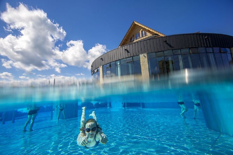 From Krakow: Full-Day Chocholowska Thermal Bath Tour - Mountain views from the observation deck